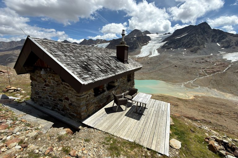 Maso Corto: nocleg w dawnym posterunku celnym Zollhaus na 2850 m